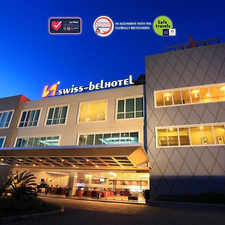 Swiss-Belhotel Kendari Eksteriør billede