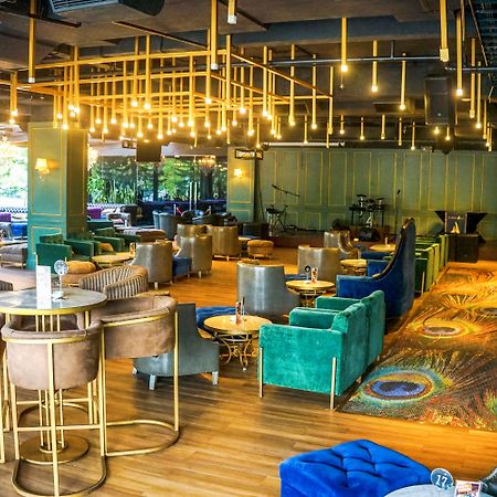 Swiss-Belhotel Kendari Eksteriør billede