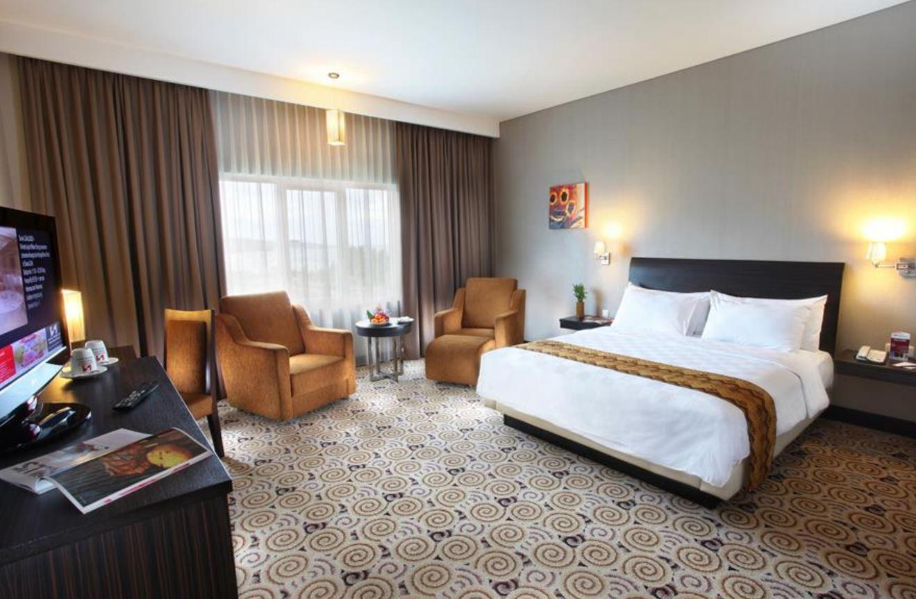 Swiss-Belhotel Kendari Eksteriør billede